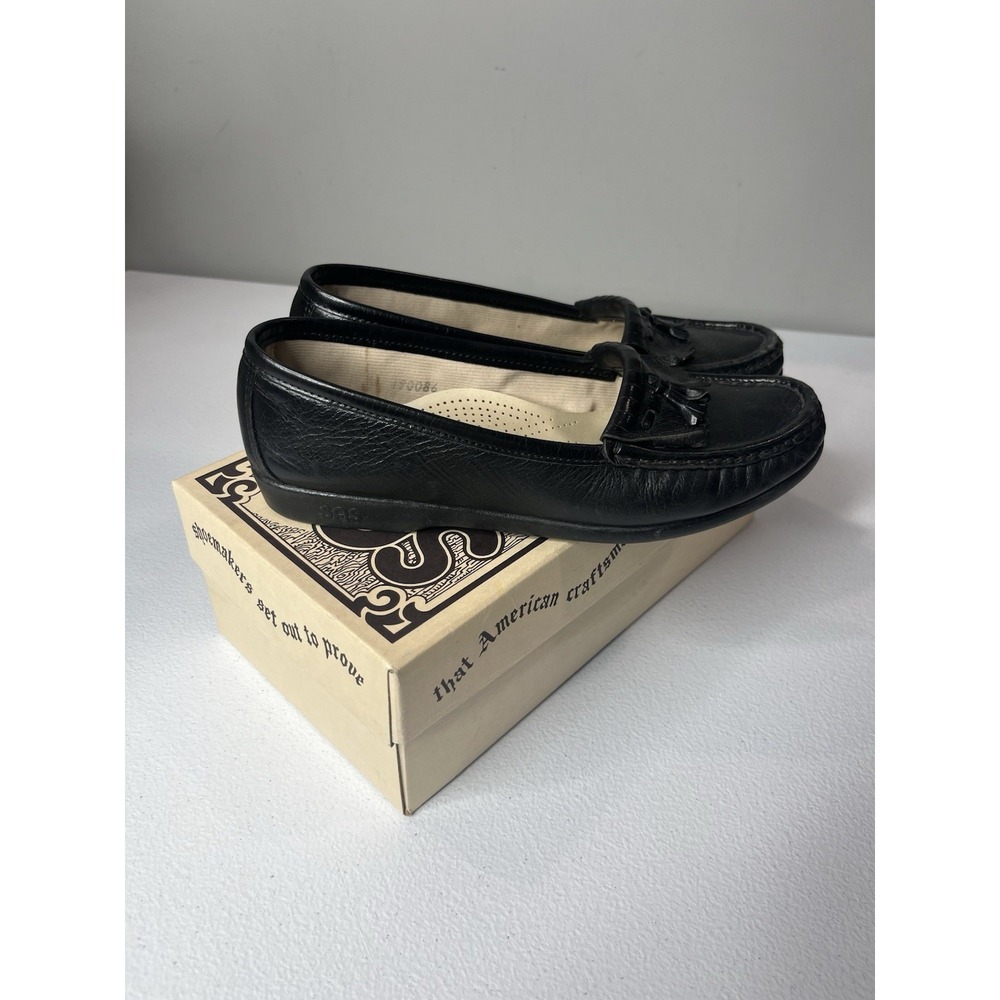 SAS Softie Tripad‎ Women's Size 7NTassel Slip-On Loafer Black Comfort W/ Box